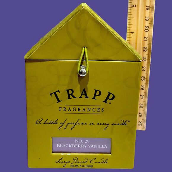 Trapp Signature Home Collection No. 29 Blackberry Vanilla 7 oz Scented Candle - Picture 13 of 14
